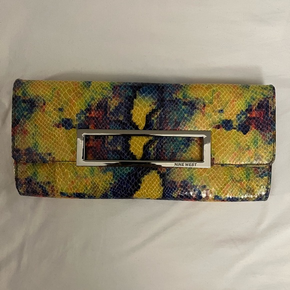 Nine West Yellow Snake Skin Clutch - Picture 4 of 4
